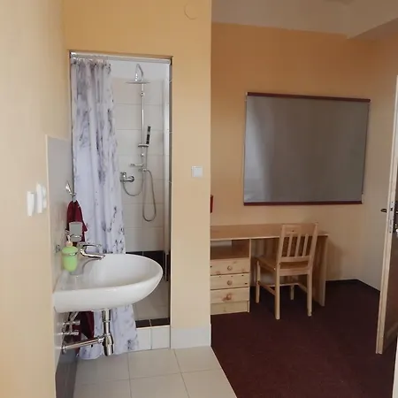 بيت ضيافة Restaurace U Klary Bludov (Sumperk)